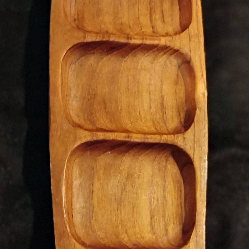 VNT 60's Solid, Hand Carved, Teak Wood, Surfboard Shaped, Platter w/ 6Partitions - Picture 4 of 7